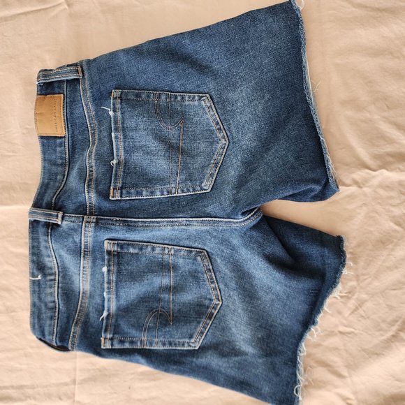 American Eagle Jean Shorts - Picture 2 of 6